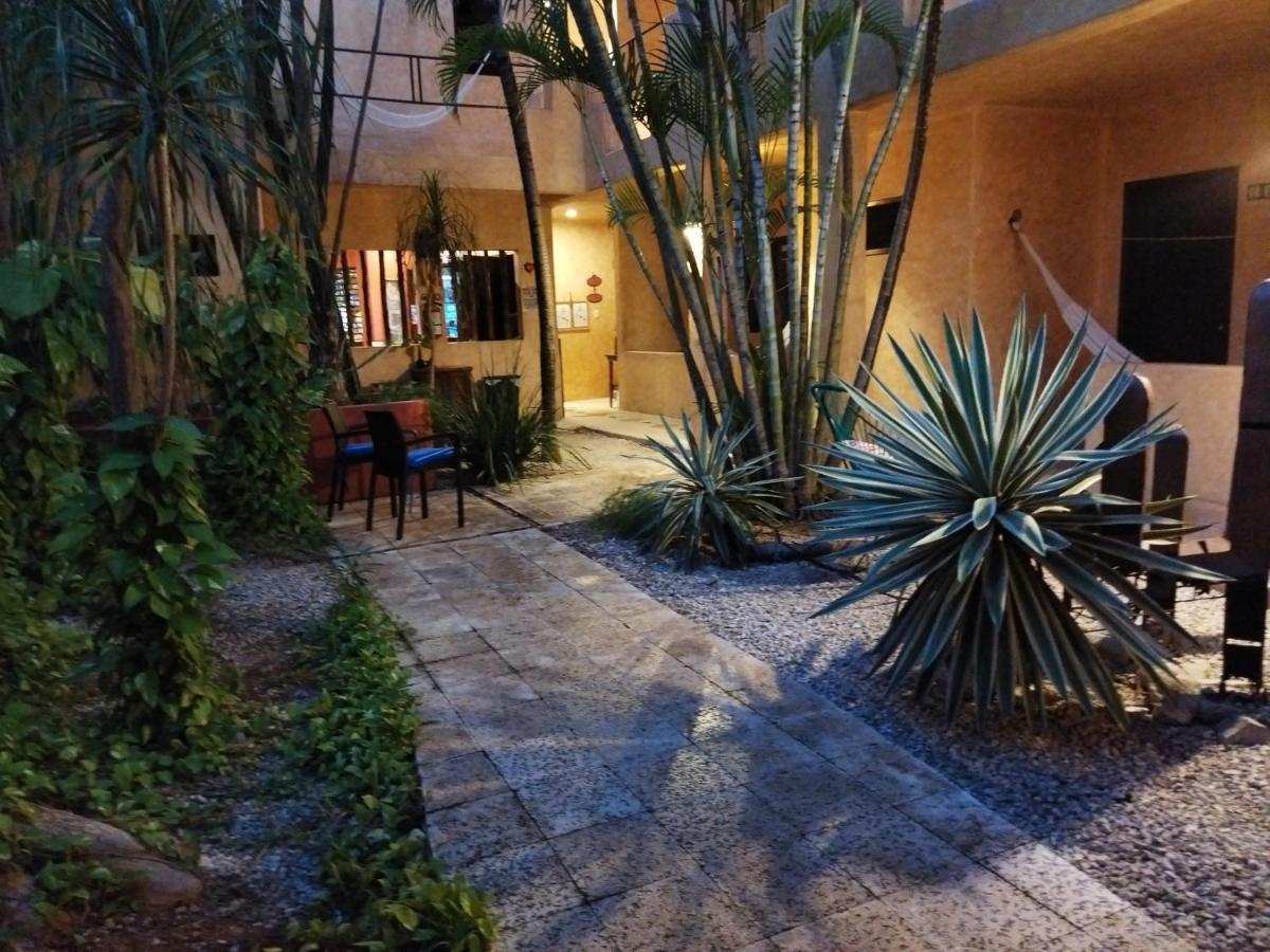 Barrio Latino Hotel Riviera Maya Playa del Carmen Exterior foto