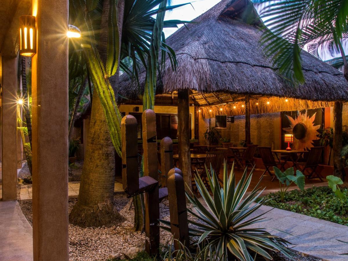 Barrio Latino Hotel Riviera Maya Playa del Carmen Exterior foto