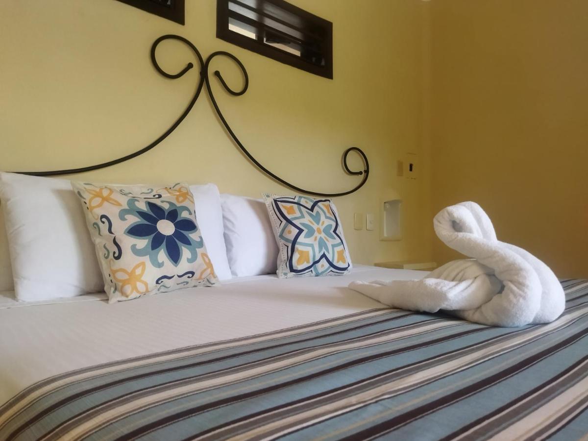Barrio Latino Hotel Riviera Maya Playa del Carmen Exterior foto